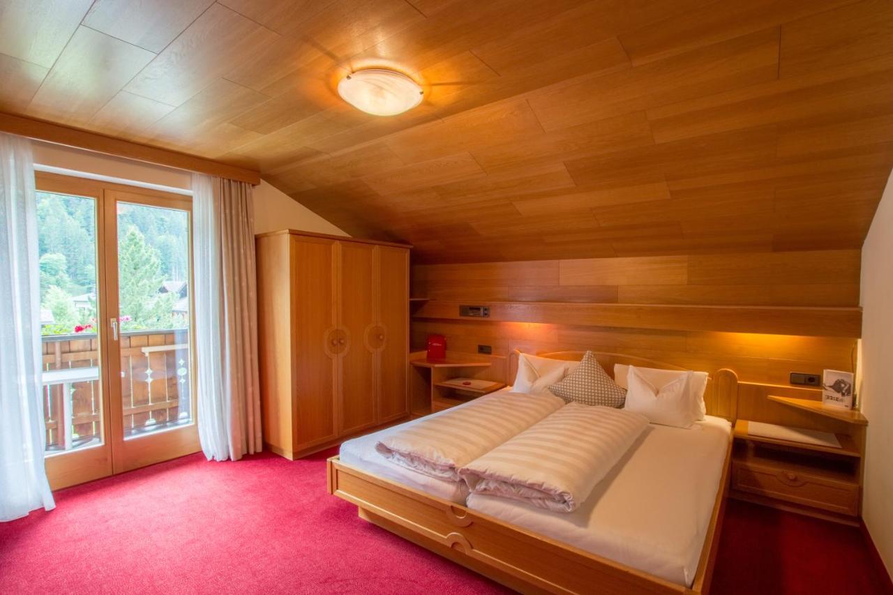 Pension Christophorus Hotel Garni Partenen Luaran gambar