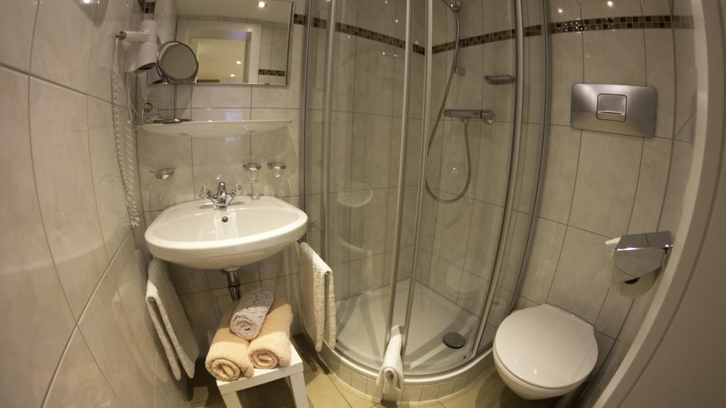 Pension Christophorus Hotel Garni Partenen Luaran gambar